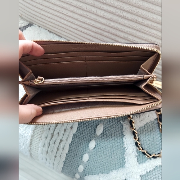 Michael Kors Tan Snake Print Wallet With Wristlet Strap - Picture 3 of 4